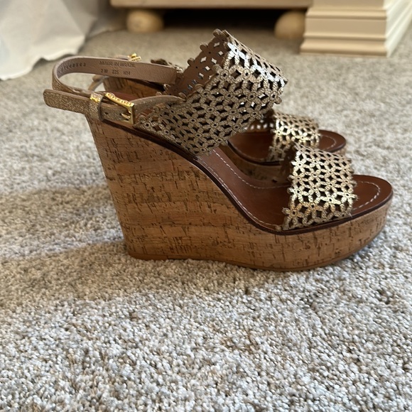 Tory Burch Platform Gold Sandals